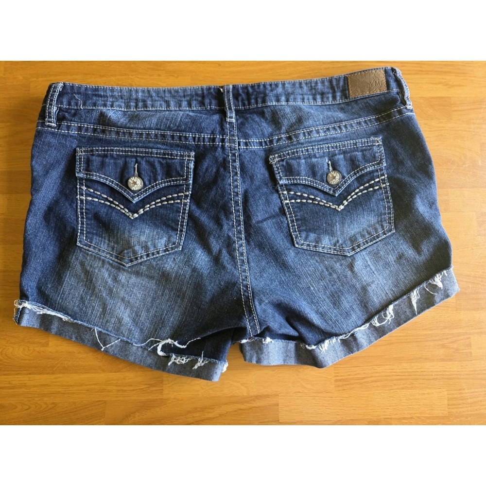 YMI Jeans Womens 18 Dark Wash Cut Off Denim Shorts Thick Stitch Frayed Stretch - Picture 8 of 8